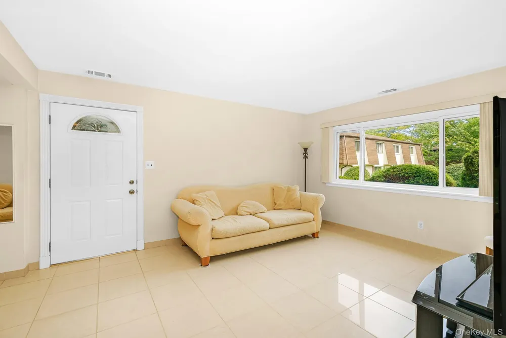 161 Feller Drive Central Islip, NY 11722