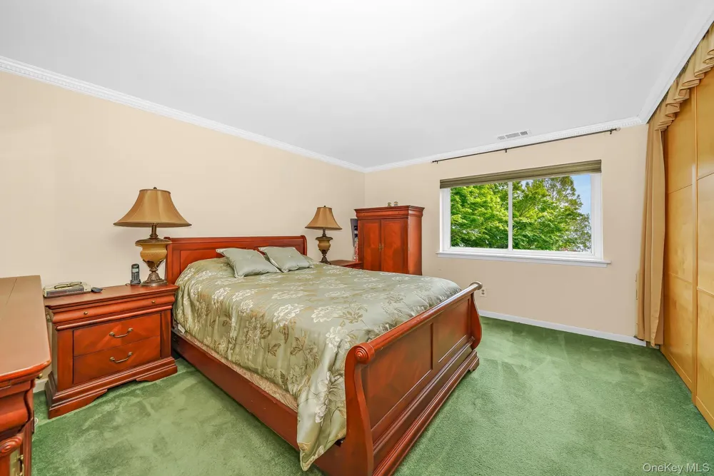 161 Feller Drive Central Islip, NY 11722