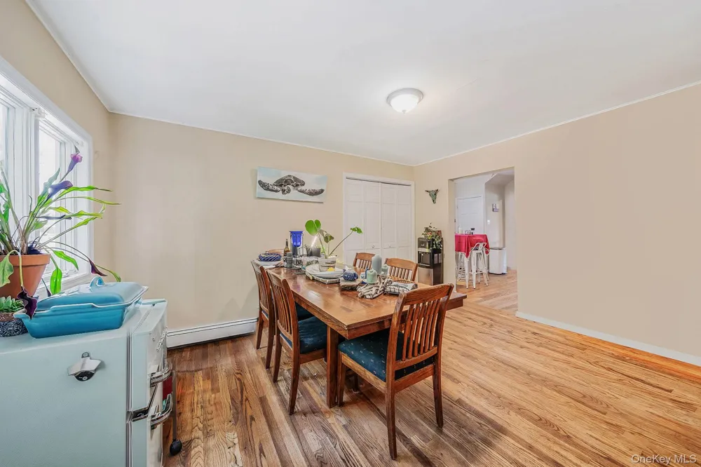 426 Midwood Avenue Bellmore, NY 11710