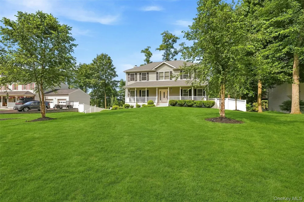 39 E Hill Road Cortlandt Manor, NY 10567