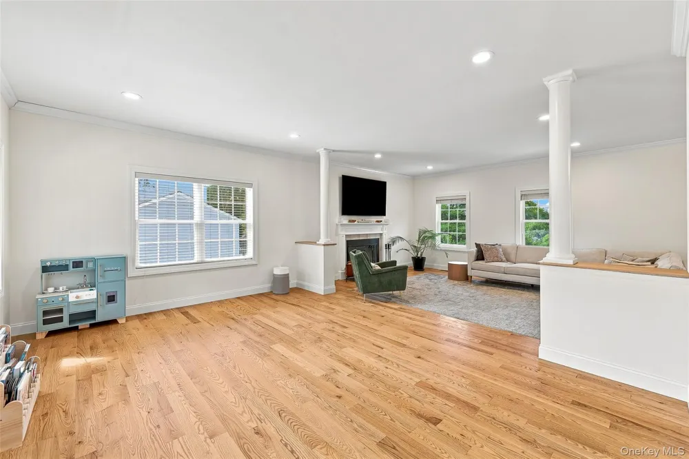 39 E Hill Road Cortlandt Manor, NY 10567
