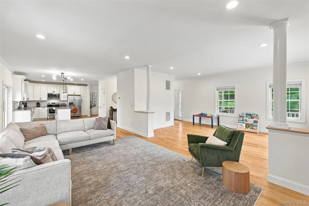 39 E Hill Road Cortlandt Manor, NY 10567