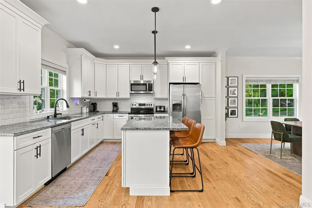 39 E Hill Road Cortlandt Manor, NY 10567