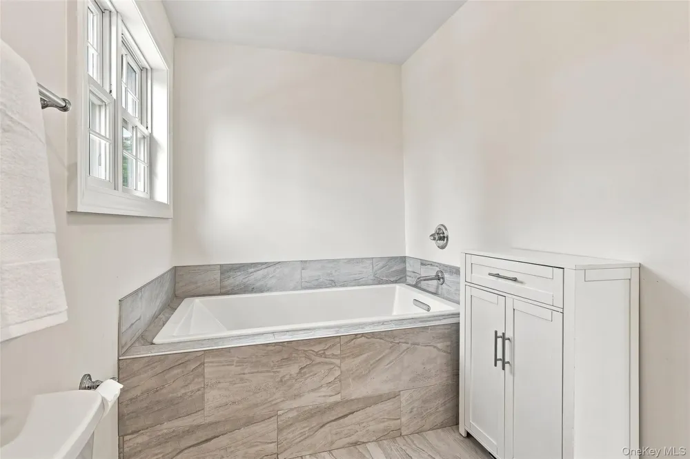 39 E Hill Road Cortlandt Manor, NY 10567