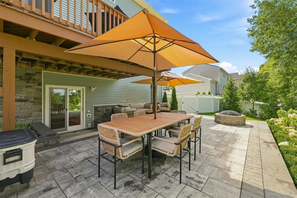 39 E Hill Road Cortlandt Manor, NY 10567