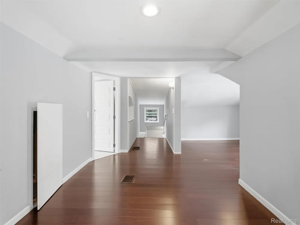 315 Leroy Street Ferndale City, MI 48220