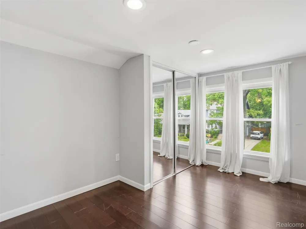 315 Leroy Street Ferndale City, MI 48220