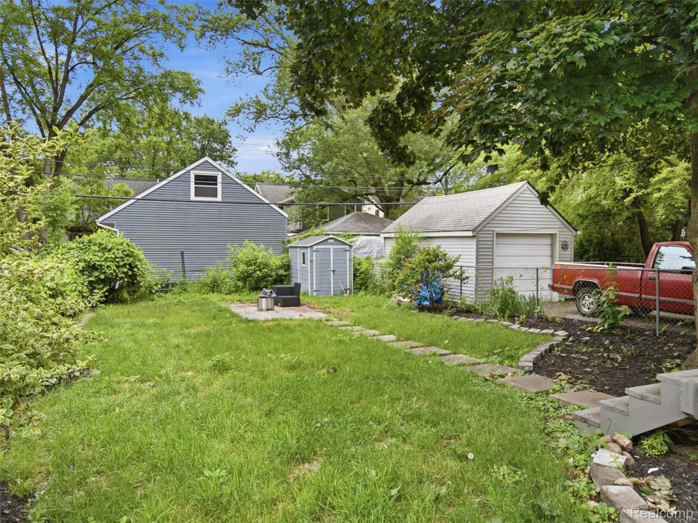 315 Leroy Street Ferndale City, MI 48220