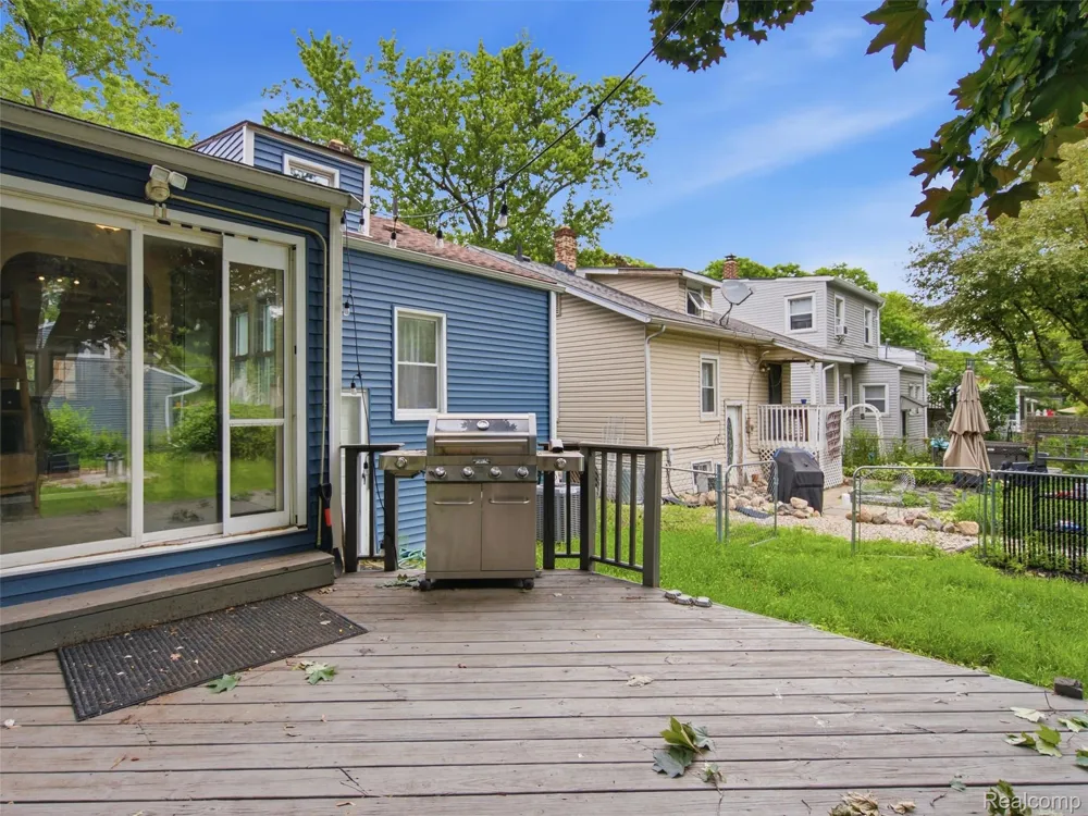 315 Leroy Street Ferndale City, MI 48220