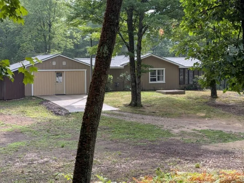 23800 15 Mile Road Big Rapids City, MI 49307