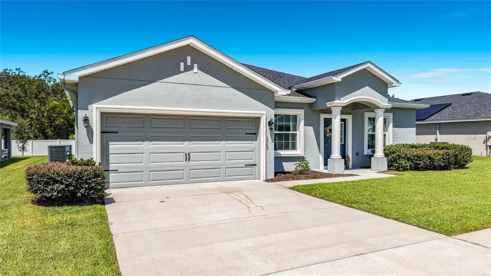 1069 SANDPIPER LOOP Winter Haven, FL 33881