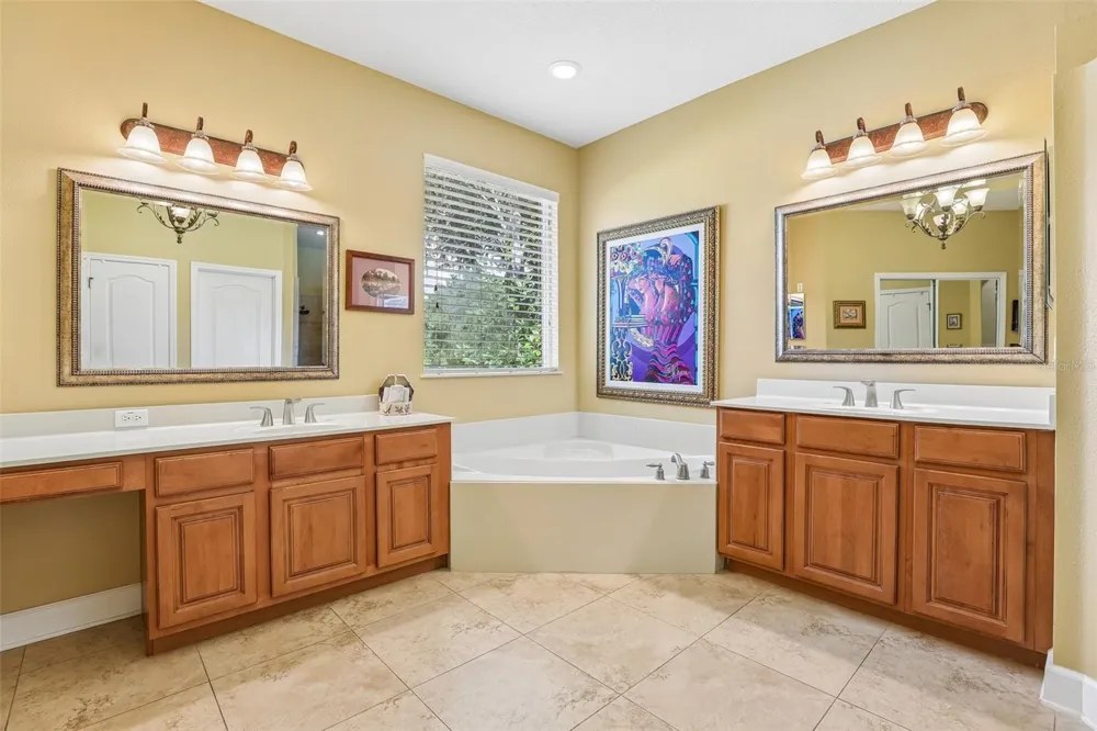 2431 PONKAN SUMMIT DRIVE Apopka, FL 32712