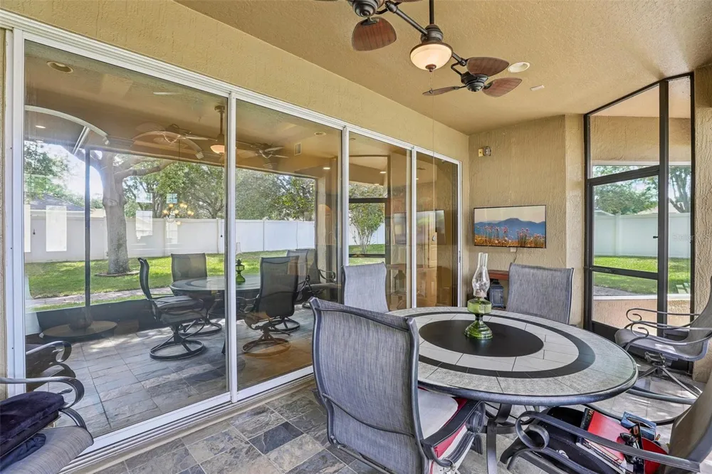 2431 PONKAN SUMMIT DRIVE Apopka, FL 32712