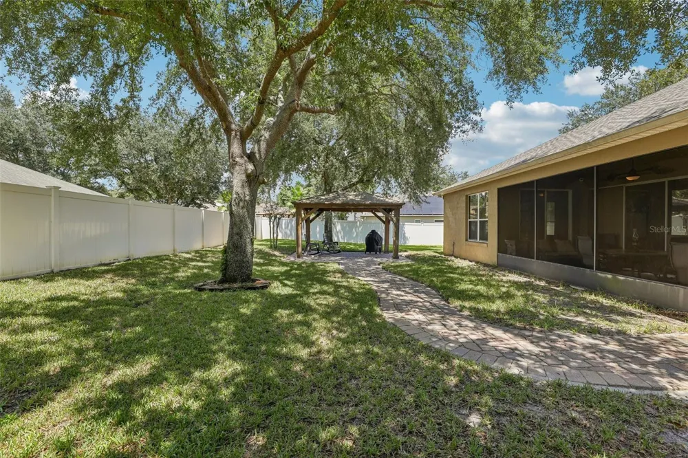 2431 PONKAN SUMMIT DRIVE Apopka, FL 32712