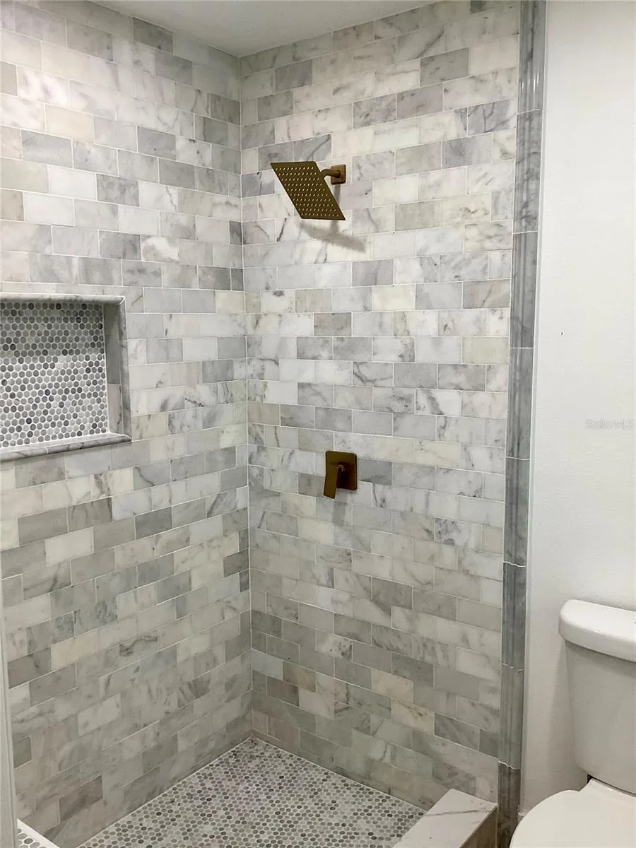 2370 BAHIA VISTA STREET Sarasota, FL 34239