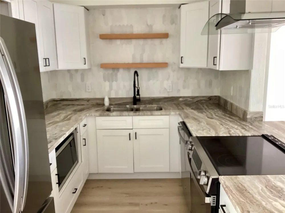 2370 BAHIA VISTA STREET Sarasota, FL 34239