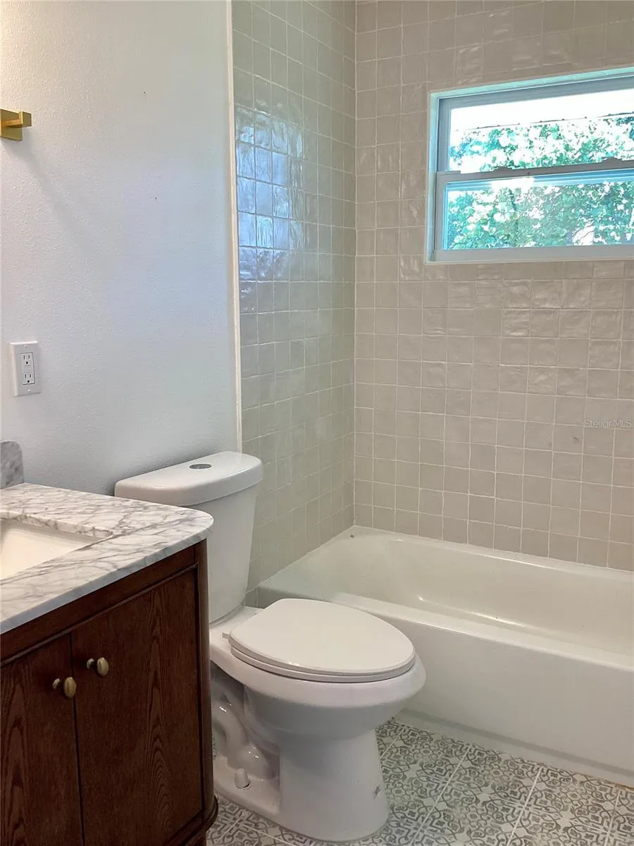 2370 BAHIA VISTA STREET Sarasota, FL 34239