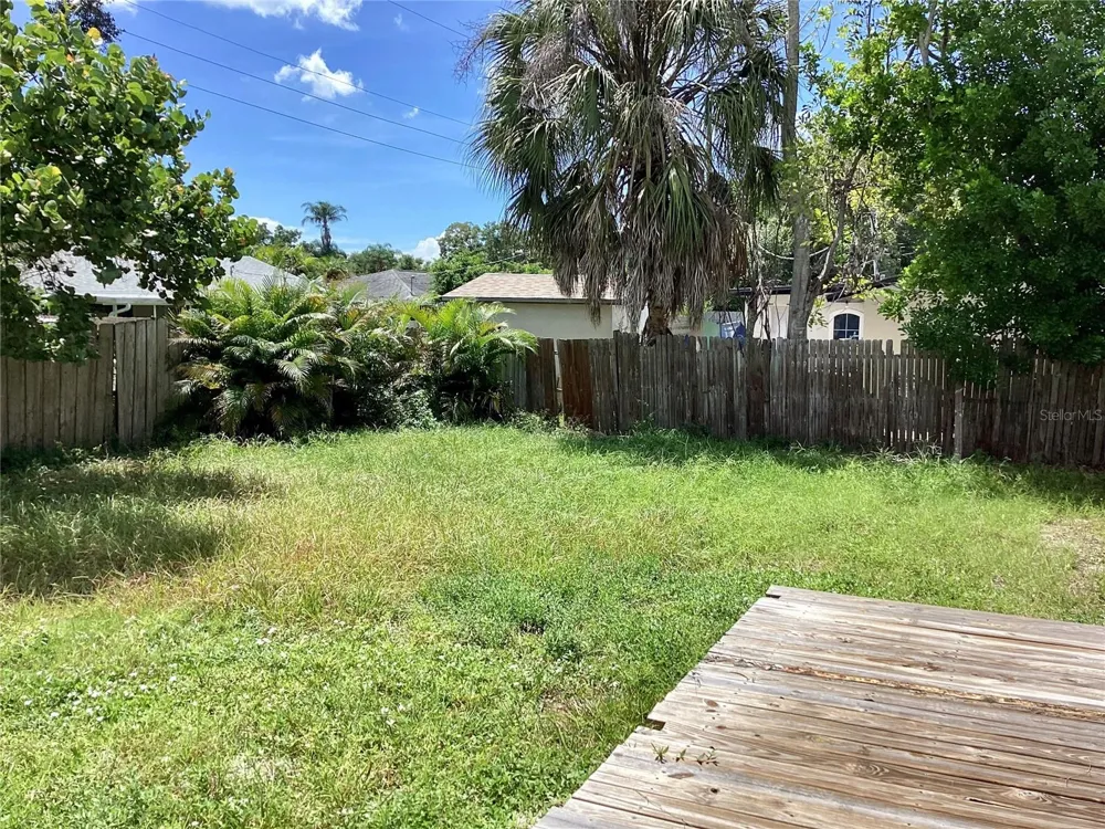 2370 BAHIA VISTA STREET Sarasota, FL 34239