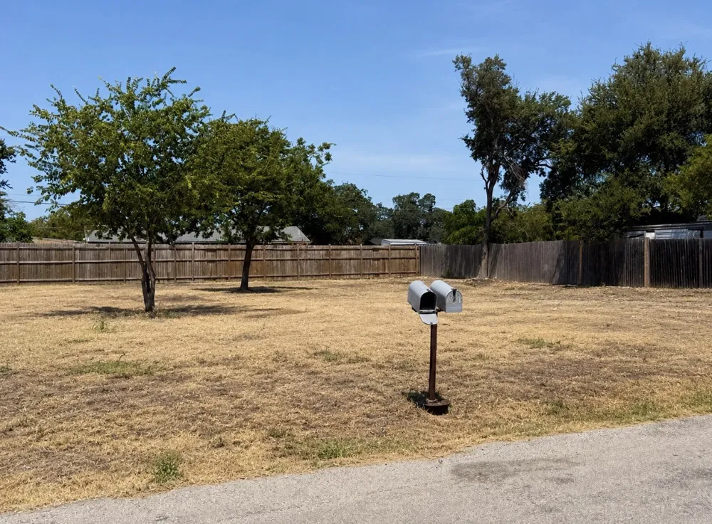16300 Summit Drive Austin, TX 78728