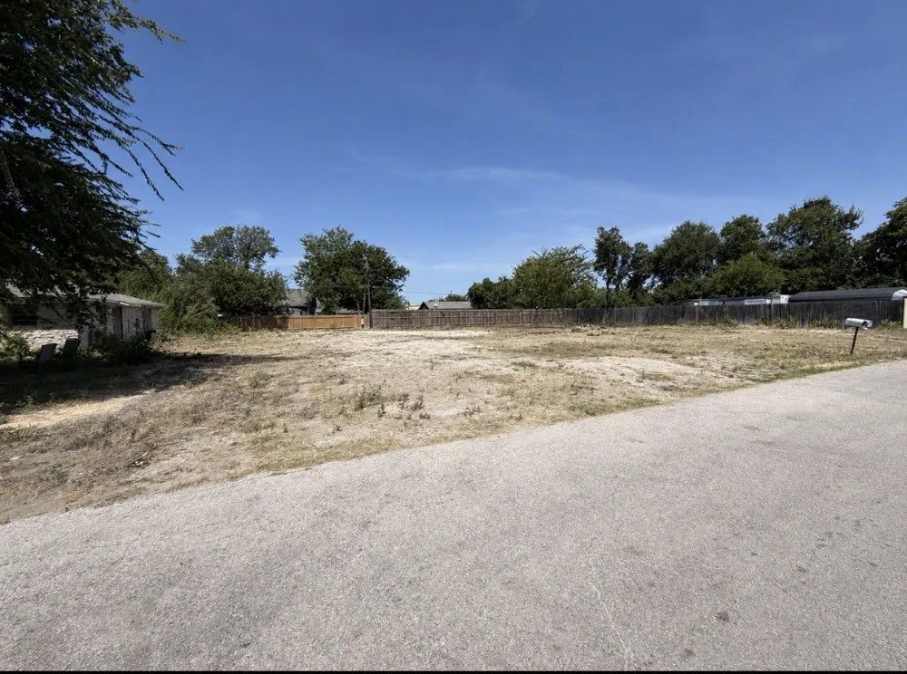 16300 Summit Drive Austin, TX 78728
