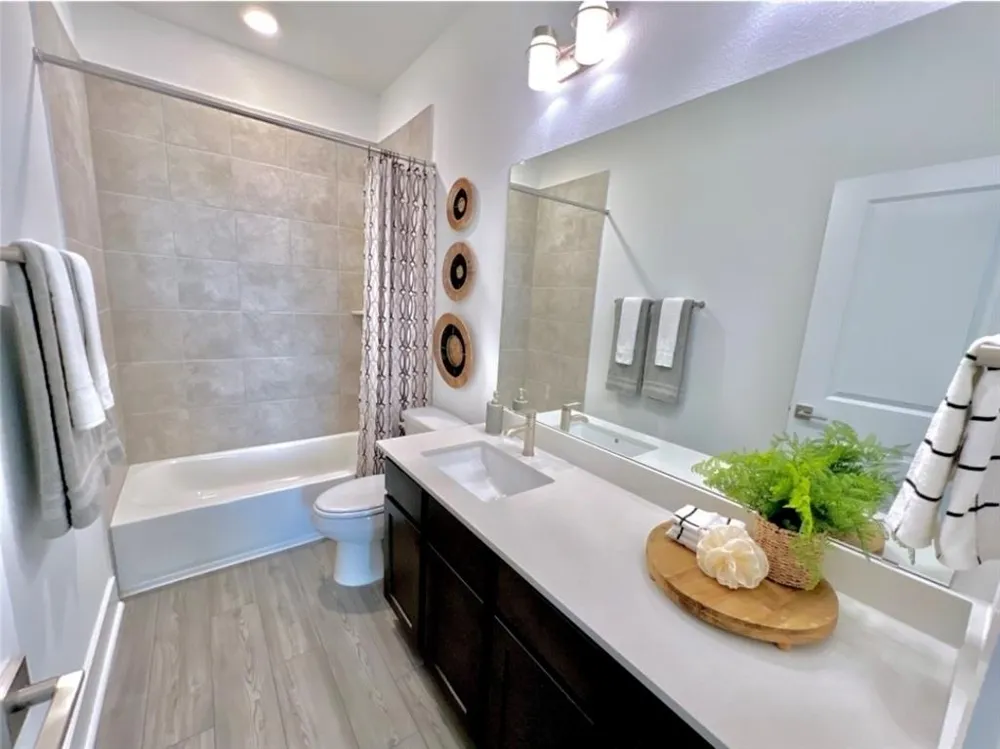208 Langhorne Bend Liberty Hill, TX 78642