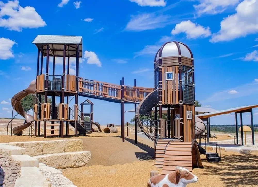 208 Langhorne Bend Liberty Hill, TX 78642