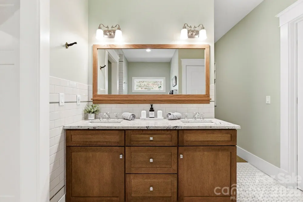 31 Ashbrook Meadows Fletcher, NC 28732