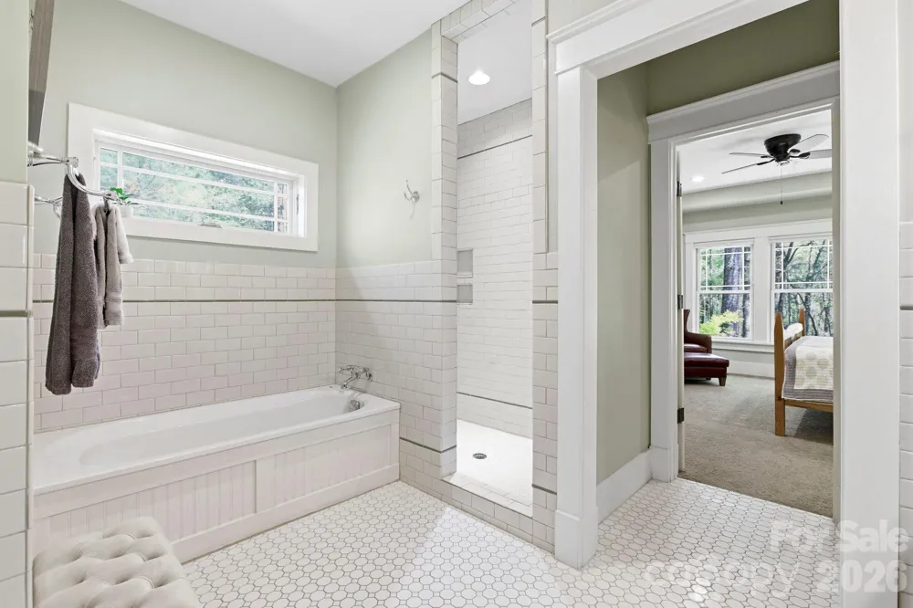31 Ashbrook Meadows Fletcher, NC 28732