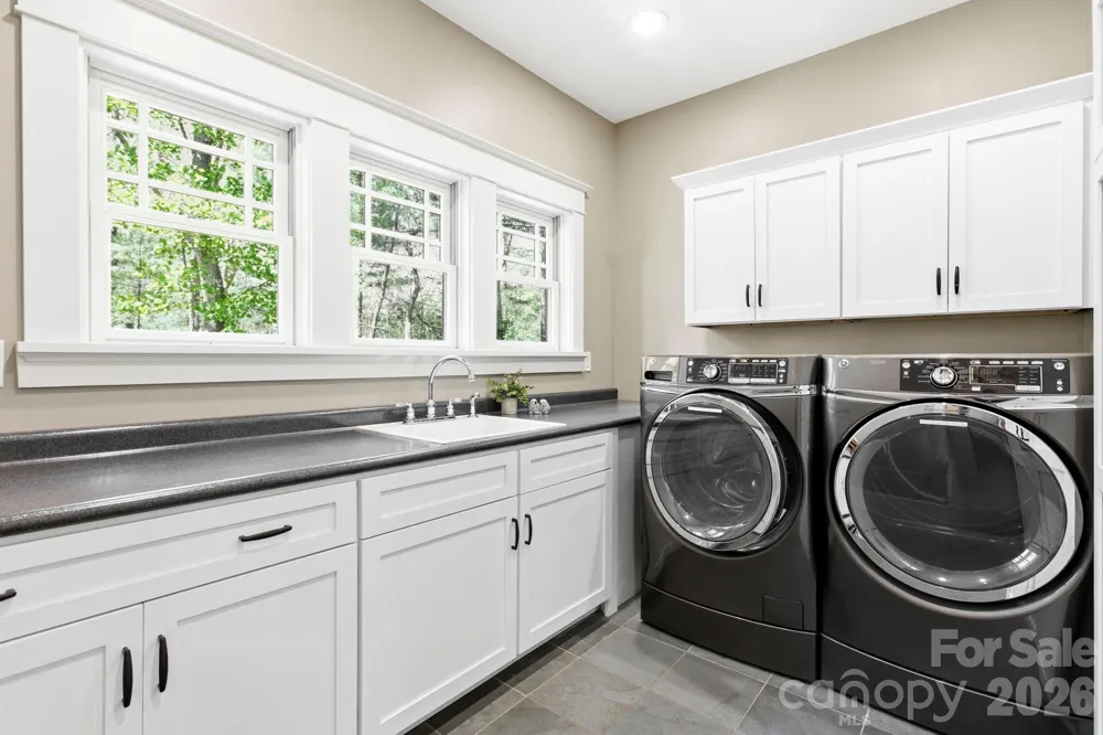 31 Ashbrook Meadows Fletcher, NC 28732