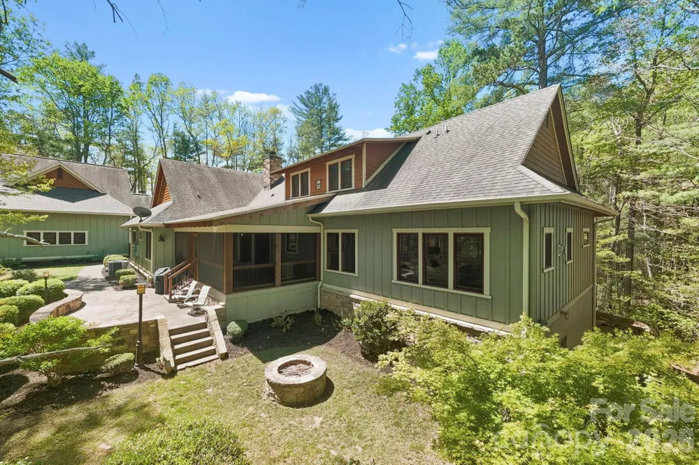 31 Ashbrook Meadows Fletcher, NC 28732