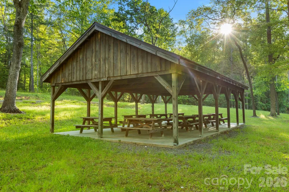 31 Ashbrook Meadows Fletcher, NC 28732