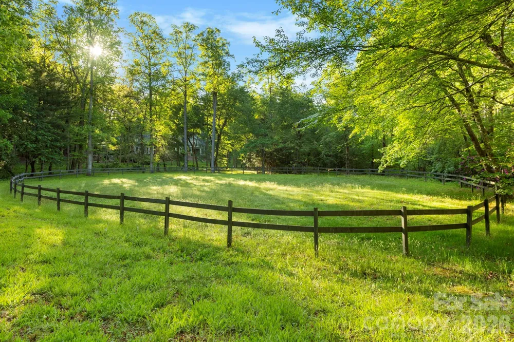 31 Ashbrook Meadows Fletcher, NC 28732