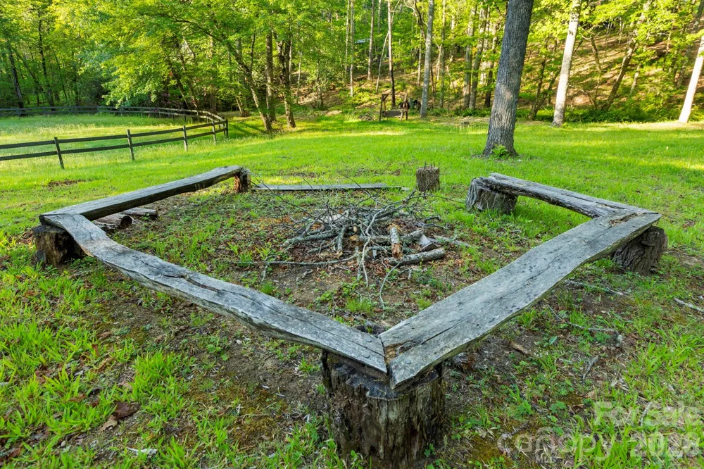 31 Ashbrook Meadows Fletcher, NC 28732
