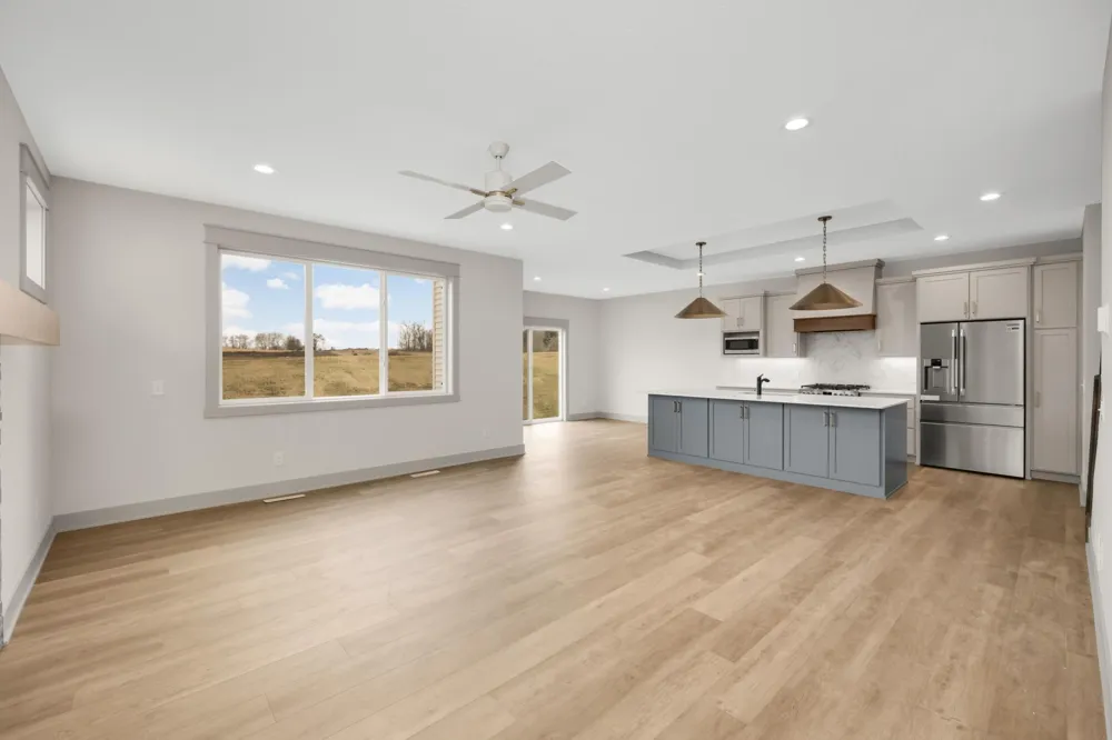 8292 186th Street W Lakeville, MN 55044