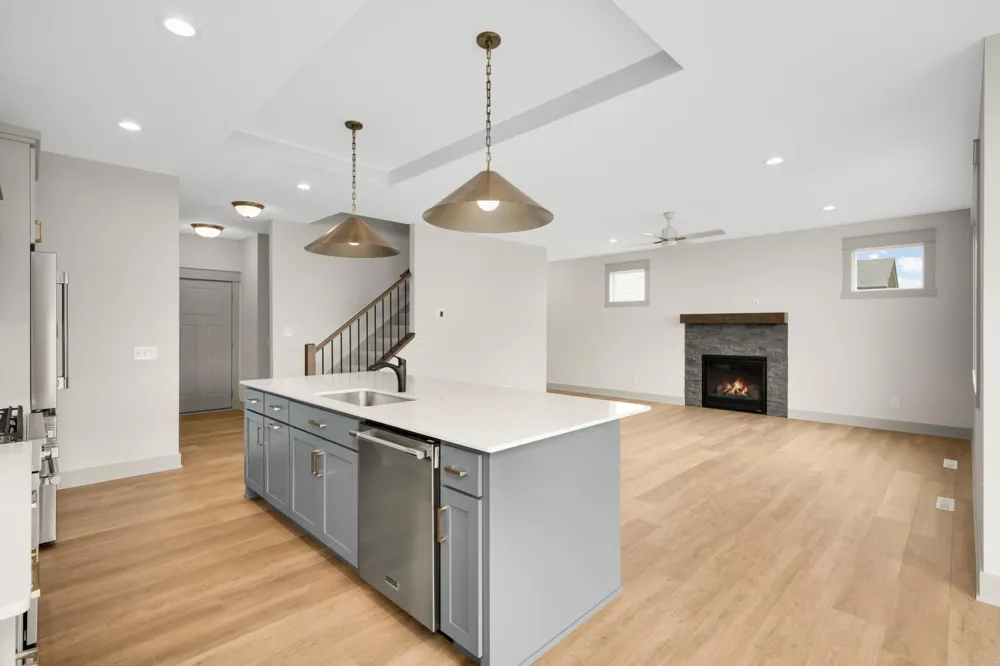 8292 186th Street W Lakeville, MN 55044