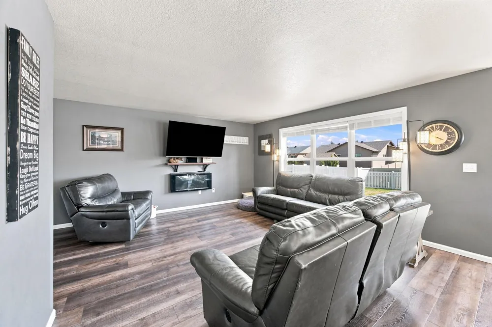 3029 2nd Street E West Fargo, ND 58078