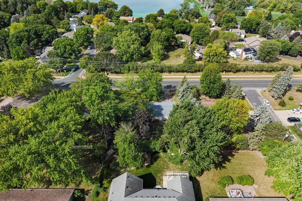 9068 Rice Lake Road Maple Grove, MN 55369