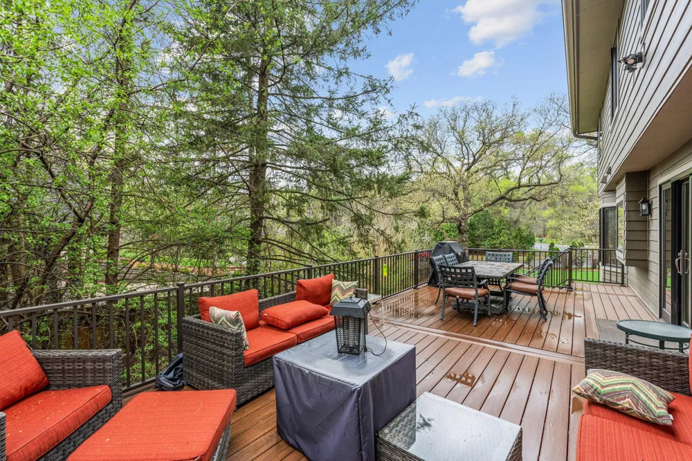 5811 Shannon Drive Edina, MN 55439