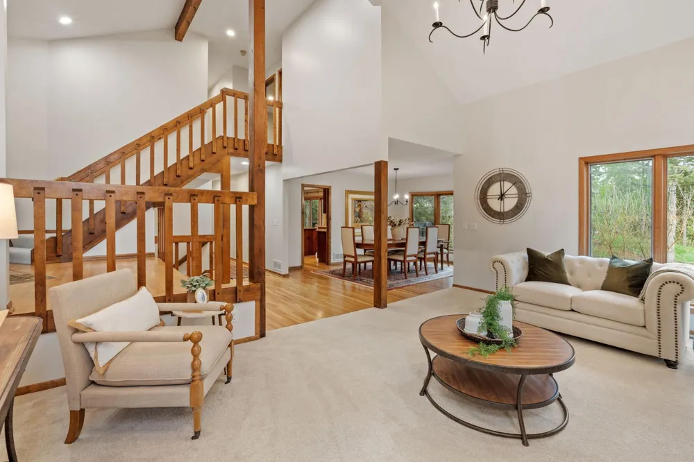 5811 Shannon Drive Edina, MN 55439