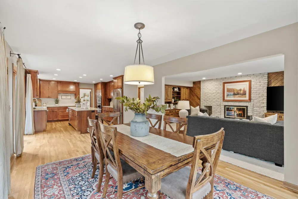 5811 Shannon Drive Edina, MN 55439