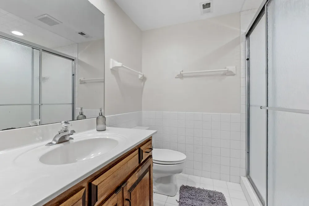 5811 Shannon Drive Edina, MN 55439