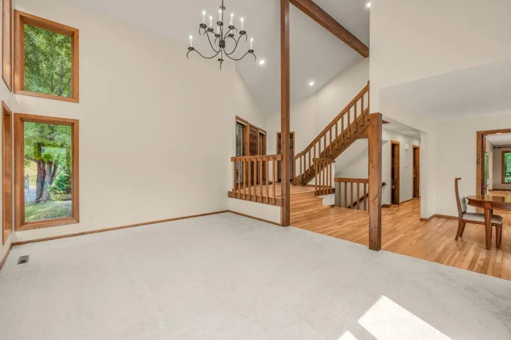 5811 Shannon Drive Edina, MN 55439