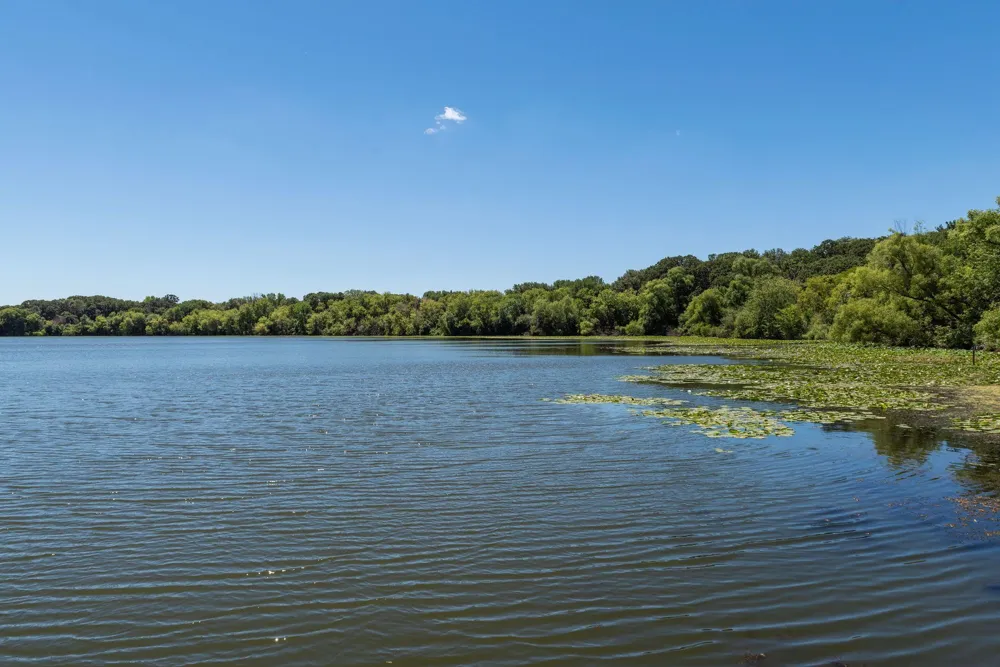 8459 Rosewood Drive Chanhassen, MN 55317