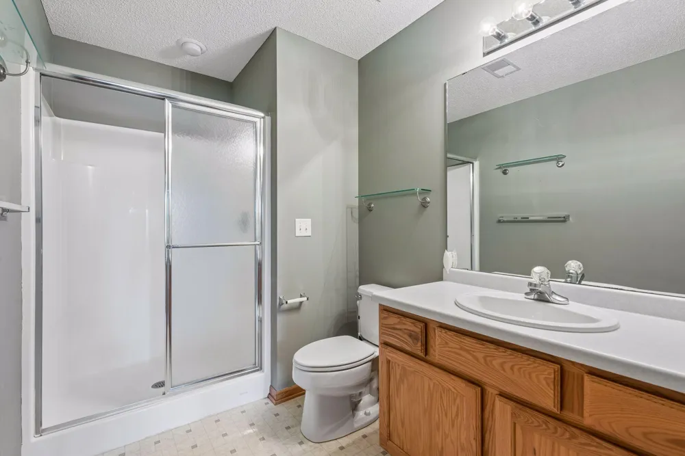 8459 Rosewood Drive Chanhassen, MN 55317