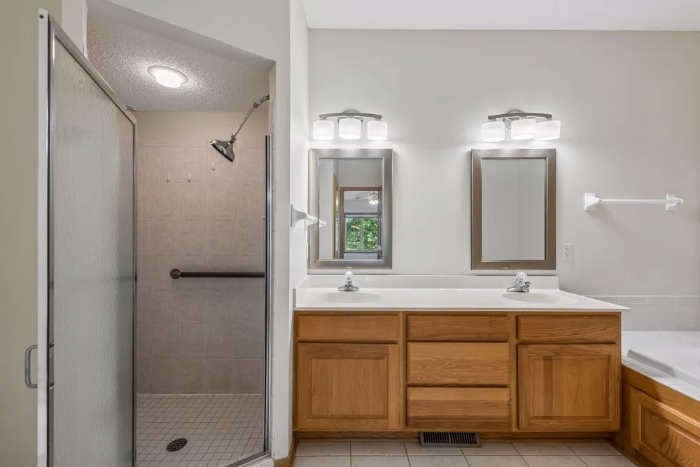 8459 Rosewood Drive Chanhassen, MN 55317
