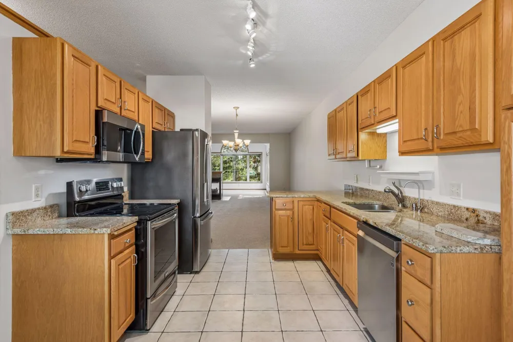 8459 Rosewood Drive Chanhassen, MN 55317