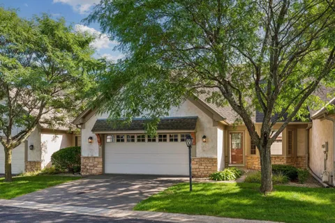 8459 Rosewood Drive