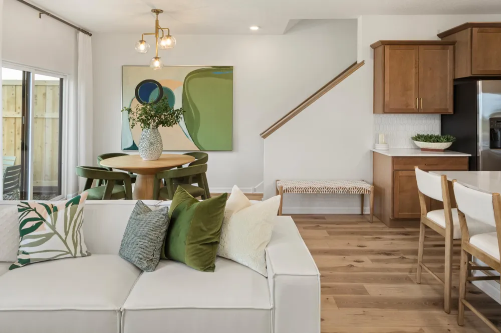 10268 Birchwood Circle Victoria, MN 55318