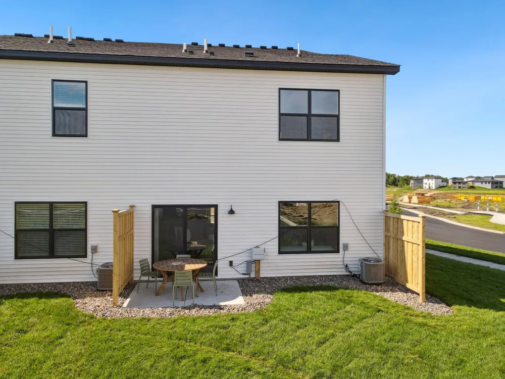 10268 Birchwood Circle Victoria, MN 55318