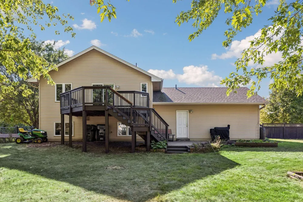 17200 Fieldcrest Avenue Farmington, MN 55024